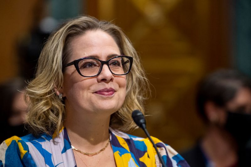 Sinema’s decision to register Independent upends the Senate oan
