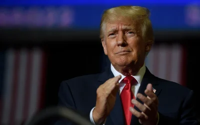 Trump Replaces Lawyer Hours Before Hours Before Surrender oan