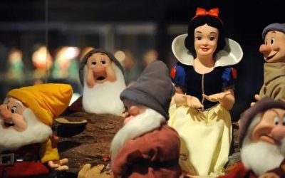 Original Snow White Director’s Son Slams Disney’s 2024 Remake, ‘Insulting,’ ‘Disgrace’