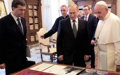 Ukraine Calls Pope Francis An “Instrument Of Russian Propaganda”