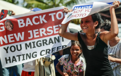“Go Back To Jersey, You Migrant-Hating Creep”: NYC Mayor Heckled In Unusual Trip To Colombia