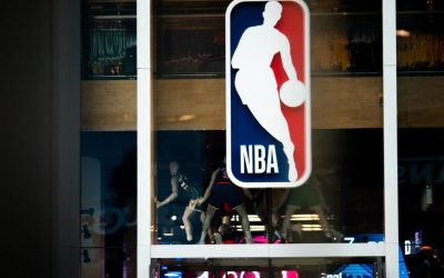 Che Flores Becomes NBA’s First Nonbinary, Trans Referee oan