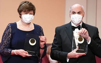 Two Scientists Receive Nobel Prize For ‘Groundbreaking Findings’ On MRNA COVID-19 Vaccines oan