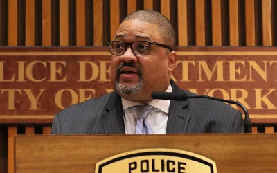Bodega Worker Sues DA Alvin Bragg, NYPD For ‘Racial Discrimination’ oan