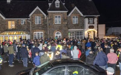 Irish Villagers Erect Roadblocks To Stop Govt From Bussing Migrants Into Their Community