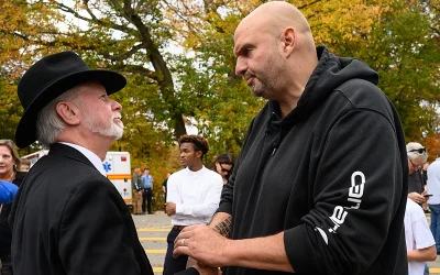 Fetterman Waves Israeli Flag At Pro-Palestine Protesters Calling For Ceasefire oan
