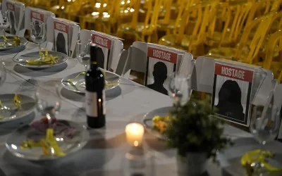 13 Israeli Hostages, 4 Foreigners Released In Israel-Hamas Exchange oan