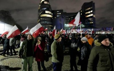 “It’s Like Martial Law” – Poland’s Pro-EU Govt Seizes Public News Channels In Massive Police Raid