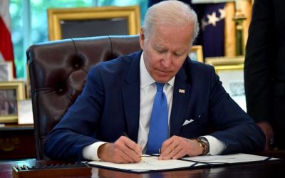 White House Warns Congress That Inaction On Aid To Ukraine Is A National Security Threat oan