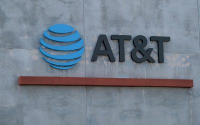 Over 70K AT&T, T-Mobile And Verizon Users Hit By Massive Cellular Outage In U.S. oan