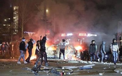 Watch: Mobs Of Violent African Migrants Riot, Attack Police In Holland