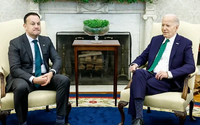 Biden Meets With Irish PM, Uses Cheat Cards With Photos And Pronunciations Of Ireland’s Leaders oan