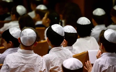 Anti-Semitic Man Attempts To Mow Down Students, Rabbis Outside Jewish Brooklyn School oan