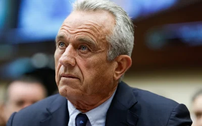 RFK Jr. Claims Doctors Previously Found ‘Dead Worm’ Inside His Brain oan