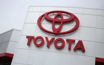 Toyota Recalls 100,000 Pickup Trucks, Luxury SUVs Amid Engine Stalling Issues oan