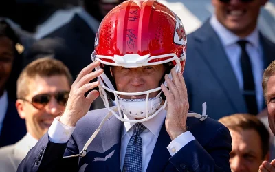 Biden Puts On Kansas City Chiefs Helmet, Welcomes Team To WH oan