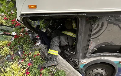 At Least 11 Injured In Seattle Bus Crash oan
