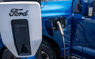 Ford Changing EV Strategy, Drops All-Electric Three-Row SUV, Division Is On Pace To Lose $5.5B This Year oan
