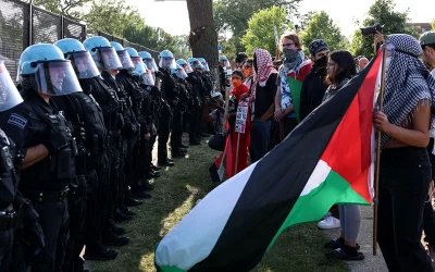 Pro-Palestine Protesters Arrested Outside Of DNC, Nearby Businesses Require Extra Security oan