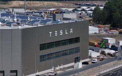Germany’s Sick Pay Dilemma: Tesla Dangles Cash For Workers To Show Up As Absences Skyrocket