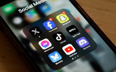 2 Senators Introduce Legislation To Create Warning Label Requirement For Social Media Platforms oan