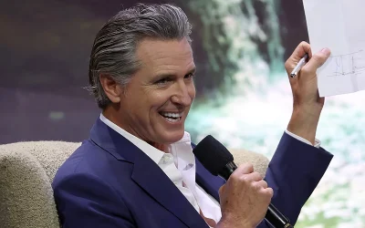 Calif. Gov. Newsom Signs Bill Banning Plastic Bags At Grocery Stores Into Law oan