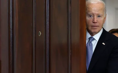 Biden Announces Cancellation Of $4.5B In Student Debt For 60,000 Public Service Workers oan
