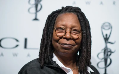 Whoopi Goldberg Claims Bakery Refused Her Service Due To Politics, Owner Denies Claim And Community Defends Bakery oan