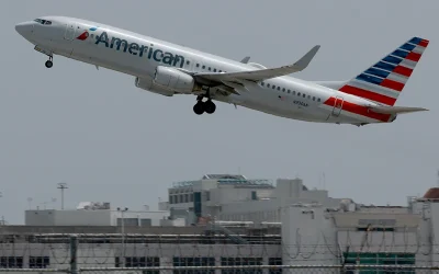 American Airlines Flight Forced To Return To Chicago Amid Possible Mid-Air Emergency oan