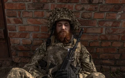 Ukraine Military Faces Mass Desertion From New Recruits, U.S. Urges Ukraine To Lower Enlistment Age To 18 oan