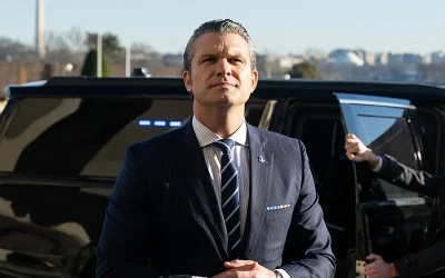 Hegseth Begins First Day At Pentagon, Emphasizes Mission To Protect U.S. Sovereign Territory oan