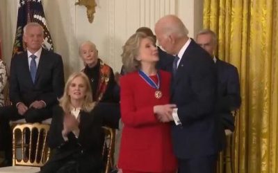 Watch: Hillary Clinton & George Soros Receive Presidential Medal Of Freedom