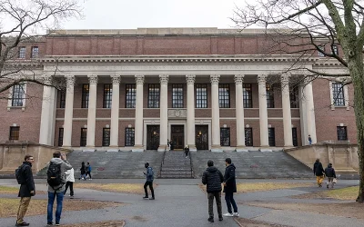 Free Tuition For Undergrad Students From Families Whose Annual Income Is $200K Or Less oan