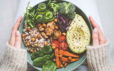 Researchers Identify Diets In Mid-Life Linked To Healthy Aging