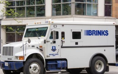 $300,000 Stolen From The Back Of A Brinks Truck In Chicago