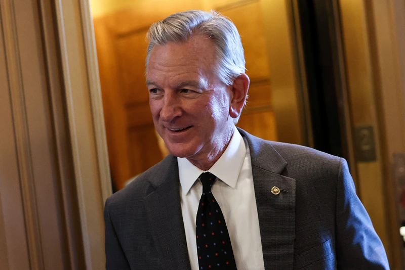 GOP Sen. Tuberville announces Alabama gubernatorial run oan