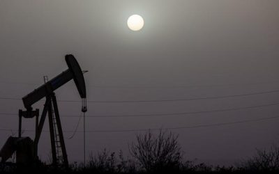 “We Are At A Tipping Point”: Shale Giant Diamonback Says US Oil Output Has Peaked, Slashes CapEx Amid OPEC Price War