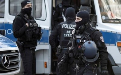 German Police Raid 170 Homes Over ‘Hate Speech’, Insults To Politicians