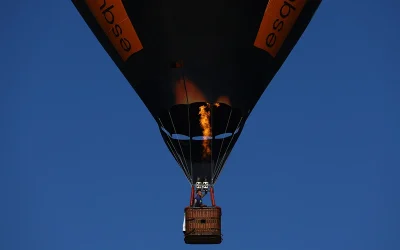 At least 8 dead in hot air balloon crash oan