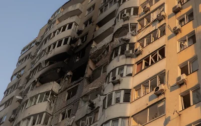 Russia launches barrage of missiles and drones into Kyiv, retaliating after Ukraine drone strikes oan