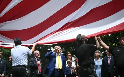 WH begins process of raising its 2 new ‘Trump-funded’ lawn flagpoles oan
