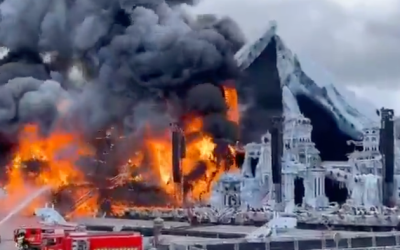Tomorrowland Is On Fire  | zh
