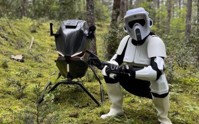 “No CGI, No AI, Pure Engineering”: Watch Raw Footage Of ‘Star Wars’-Style Speeder Bike 
