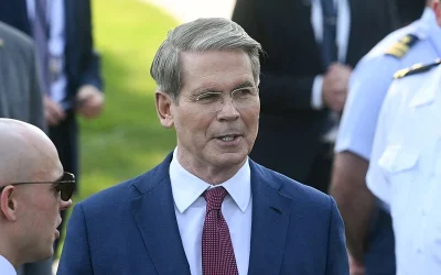 Treasury Secy. Bessent expands search for next Fed Chair oan