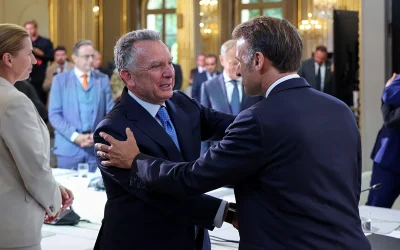 Special envoy Witkoff convenes with Zelensky and EU leaders in Paris to discuss Ukrainian security guarantees oan