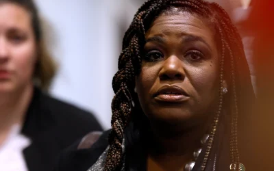 Former ‘Squad’ Rep. Cori Bush launches campaign to reclaim Missouri congressional seat oan