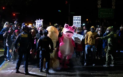 ‘I’m not a king. I work my a** off to make our country great’ oan