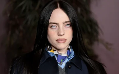 Multi-millionaire pop star Billie Eilish demands billionaires donate their wealth oan