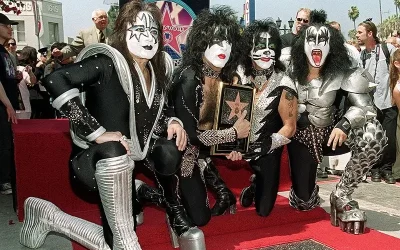 Founding KISS guitarist Ace Frehley dead at 74 oan