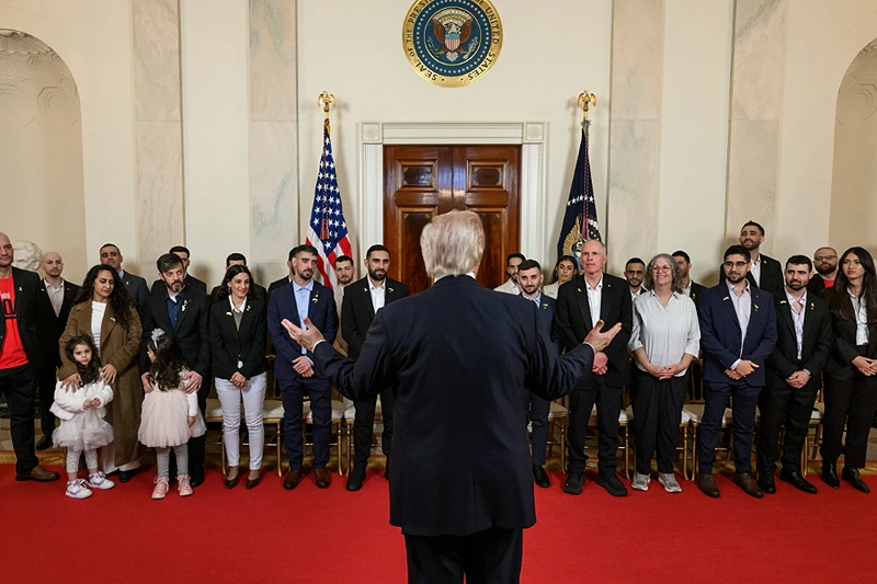 ‘You’re not a hostage anymore… Today, you’re heroes’ oan